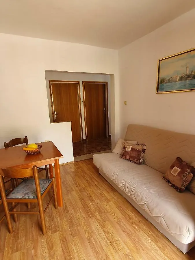 Apartments Slavica Rab Town 0*,