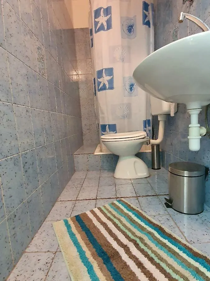 Apartments Slavica Rab Town 0*,  Croazia